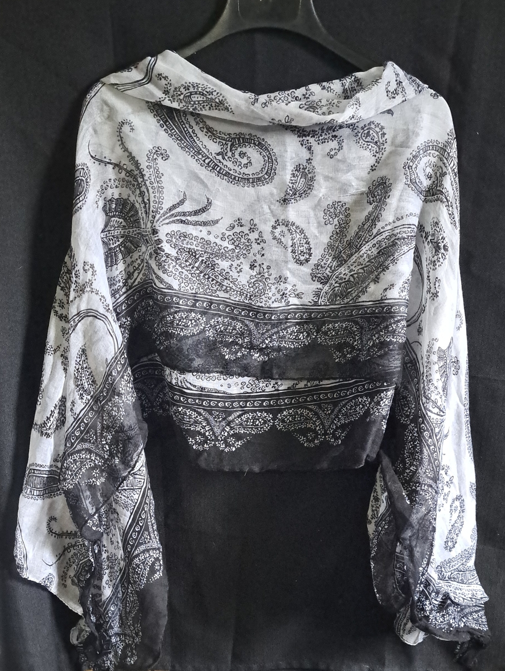 Lightweight Black & White Paisley Women's Top
